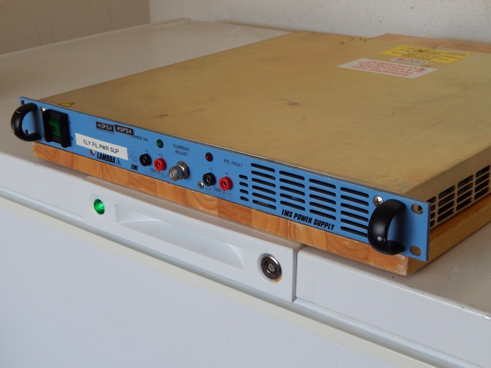 Lambda EMI EMS 33-33-3-TP-LB-CE-1567 Power Supply (2 in stock) Lambda EMI EMS 33-33-3-TP-LB-CE-1567 Power Supply (2 in stock)